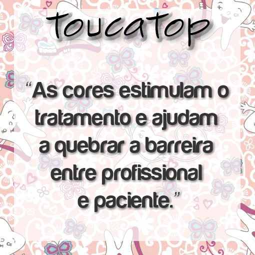 As cores das toucas estimulam o tratamento e ajudam a quebrar a barreira entre profissional e paciente.